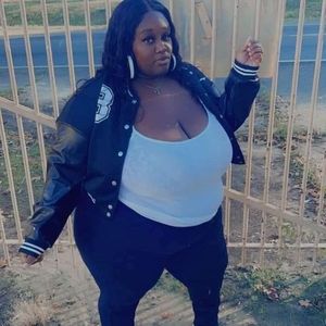 Meet your Posher, Renee